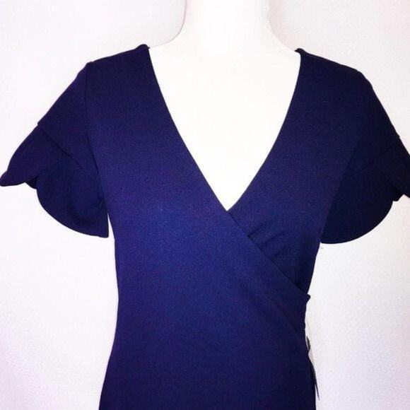 Alexia Admor Dresses & Skirts - Alexia Admore Navy Blue Surplice V-neck Tulip Sleeve Dress Size Medium